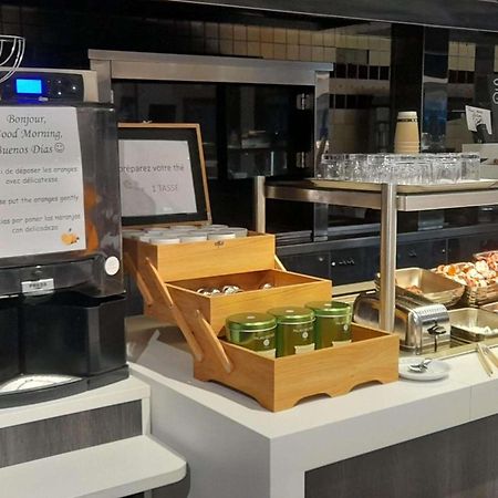Ibis Styles Segre Hotell Exteriör bild