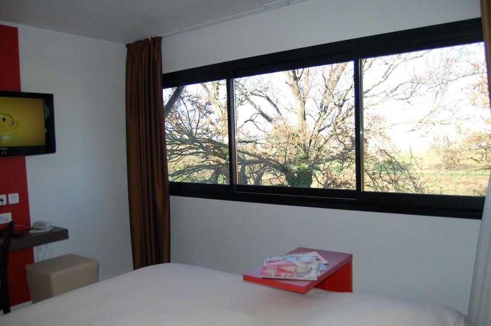 Ibis Styles Segre Hotell Exteriör bild