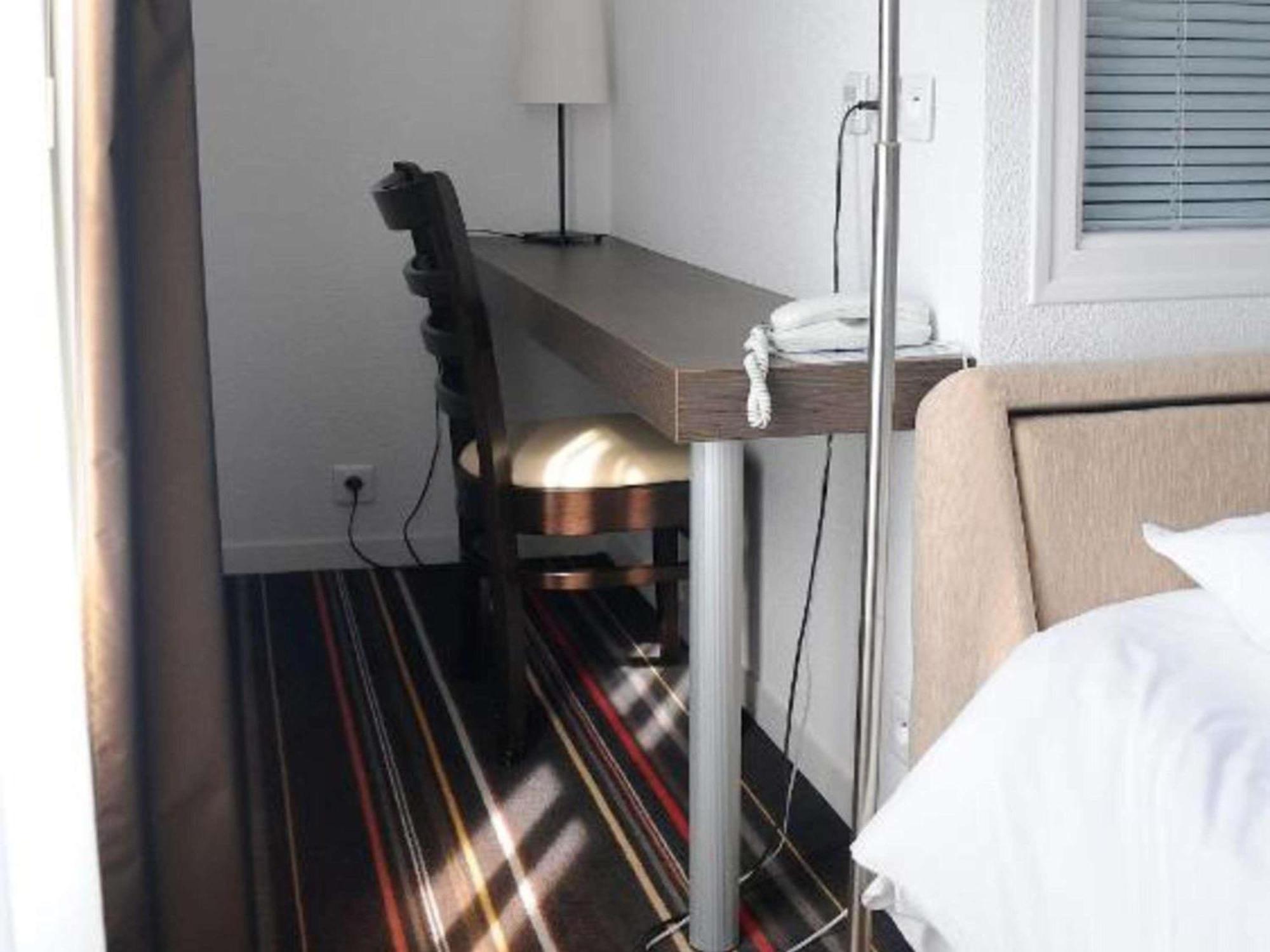 Ibis Styles Segre Hotell Exteriör bild